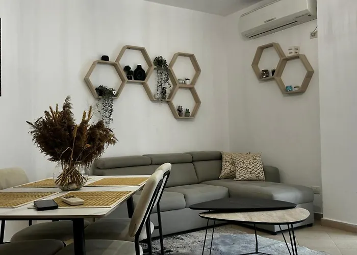 Apartment Dr Golem (Tirana)